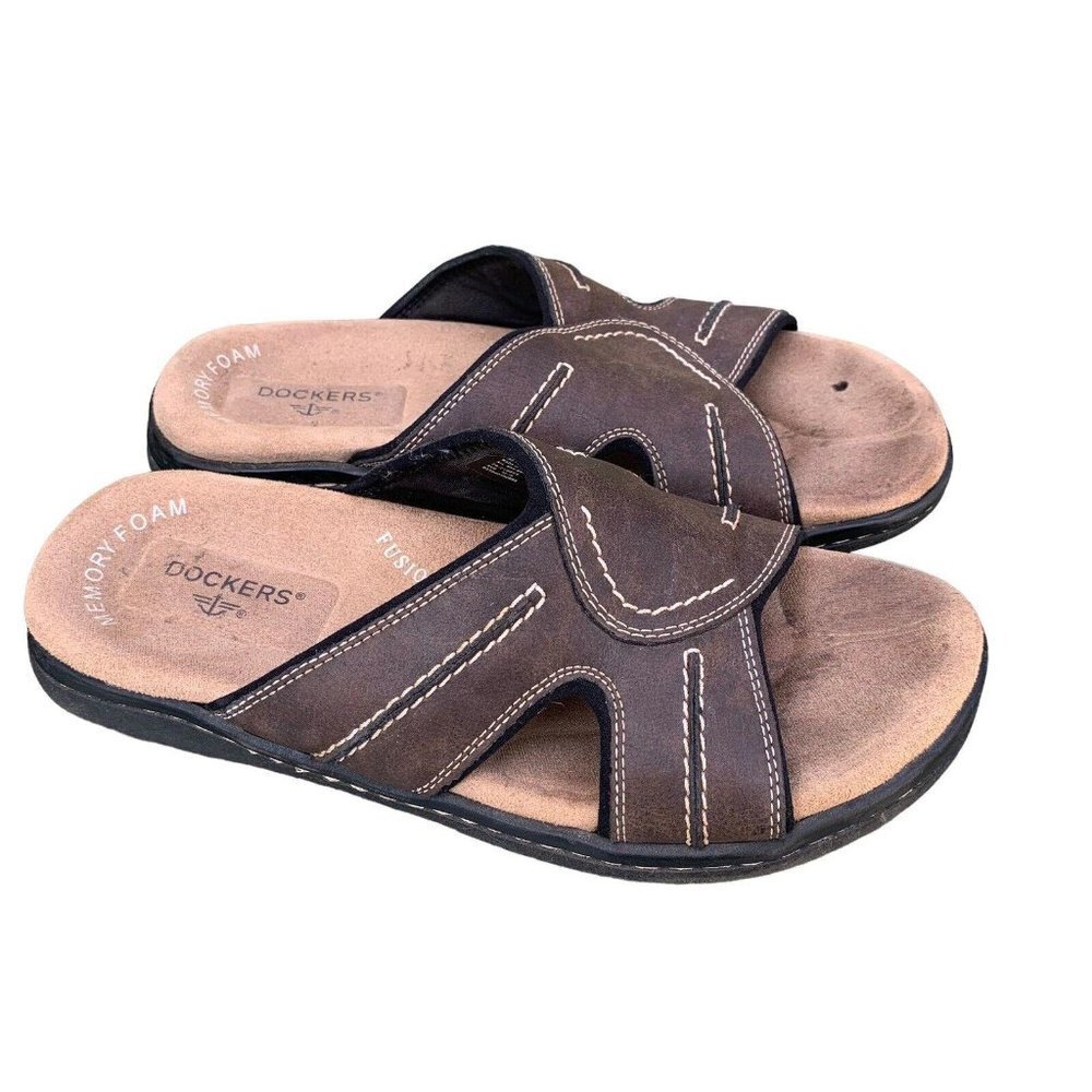 Dockers Men's Memory Foam Fusion Footbed Brown Sandals Slides Sz 8M Small Defect